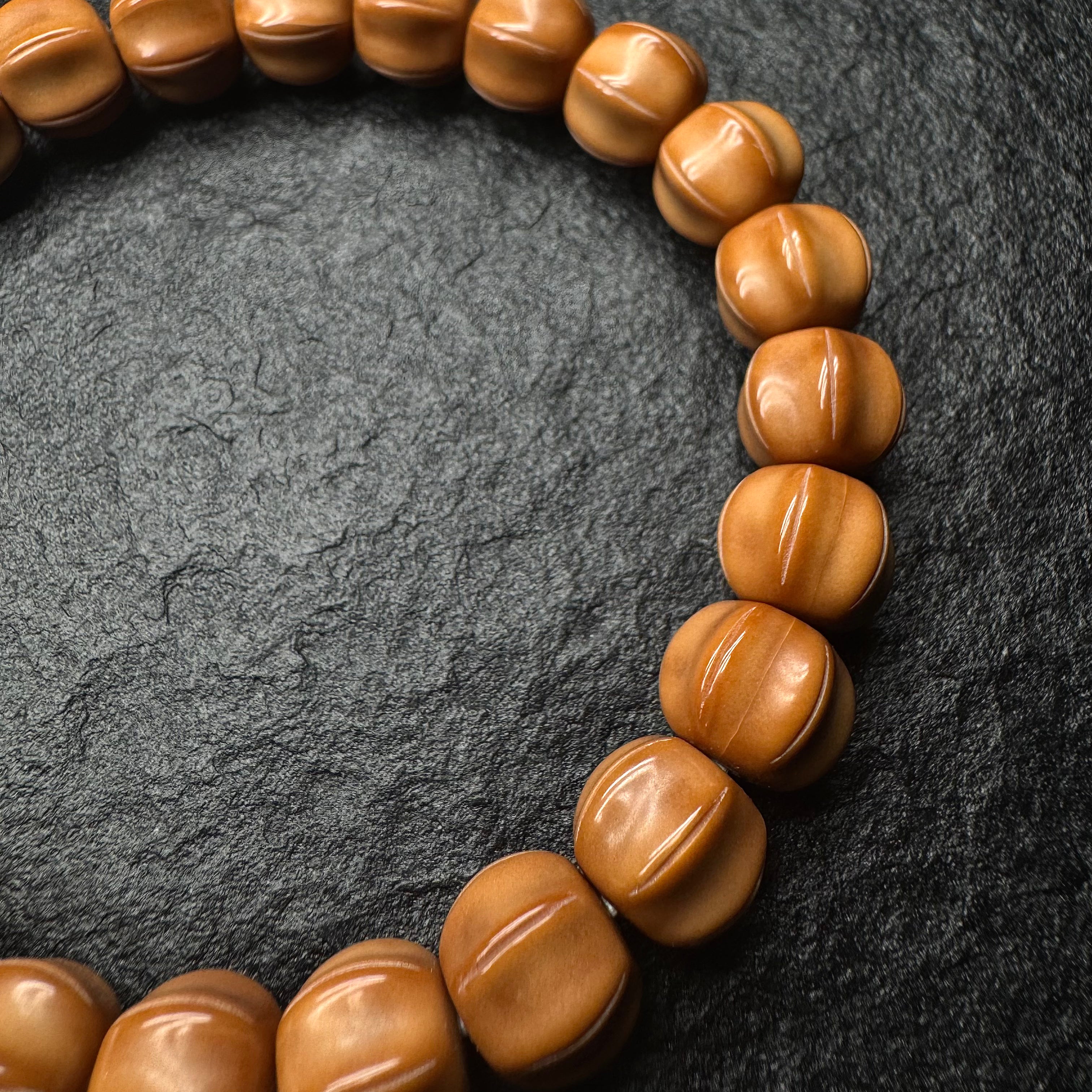 Black Tortoise Shield Monkey Head Walnut Bracelet