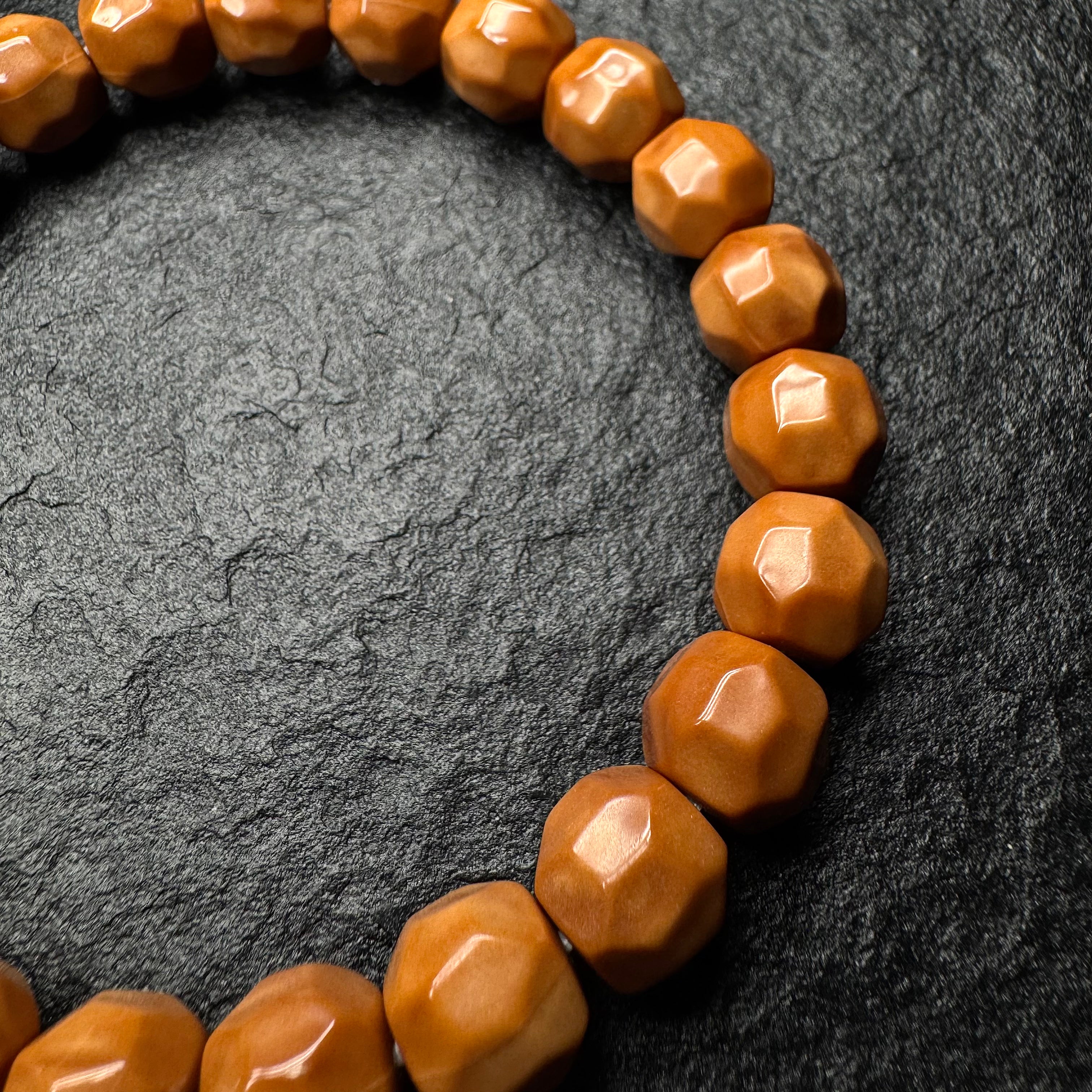 No-Face Carved Monkey Head Walnut Bracelet