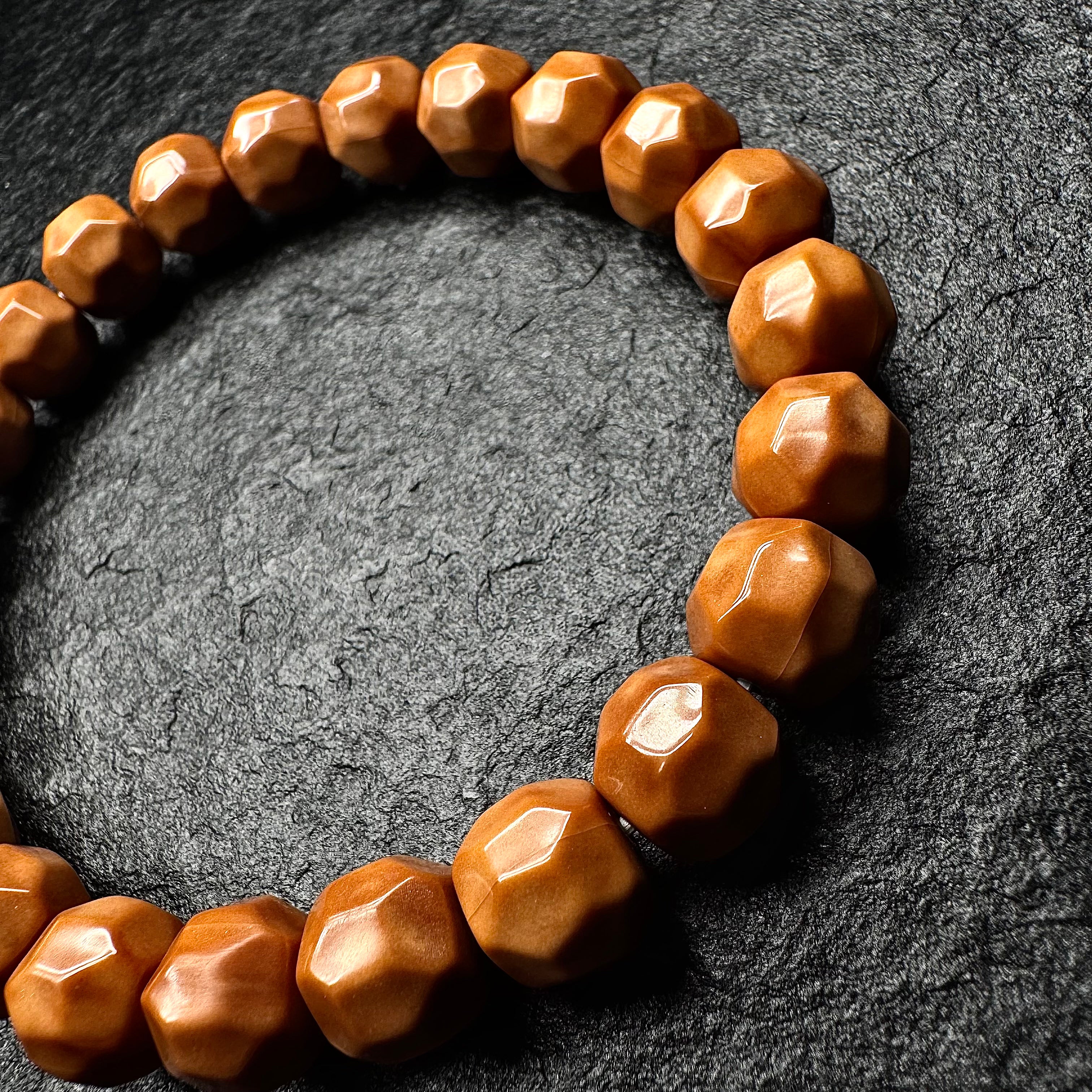 No-Face Carved Monkey Head Walnut Bracelet