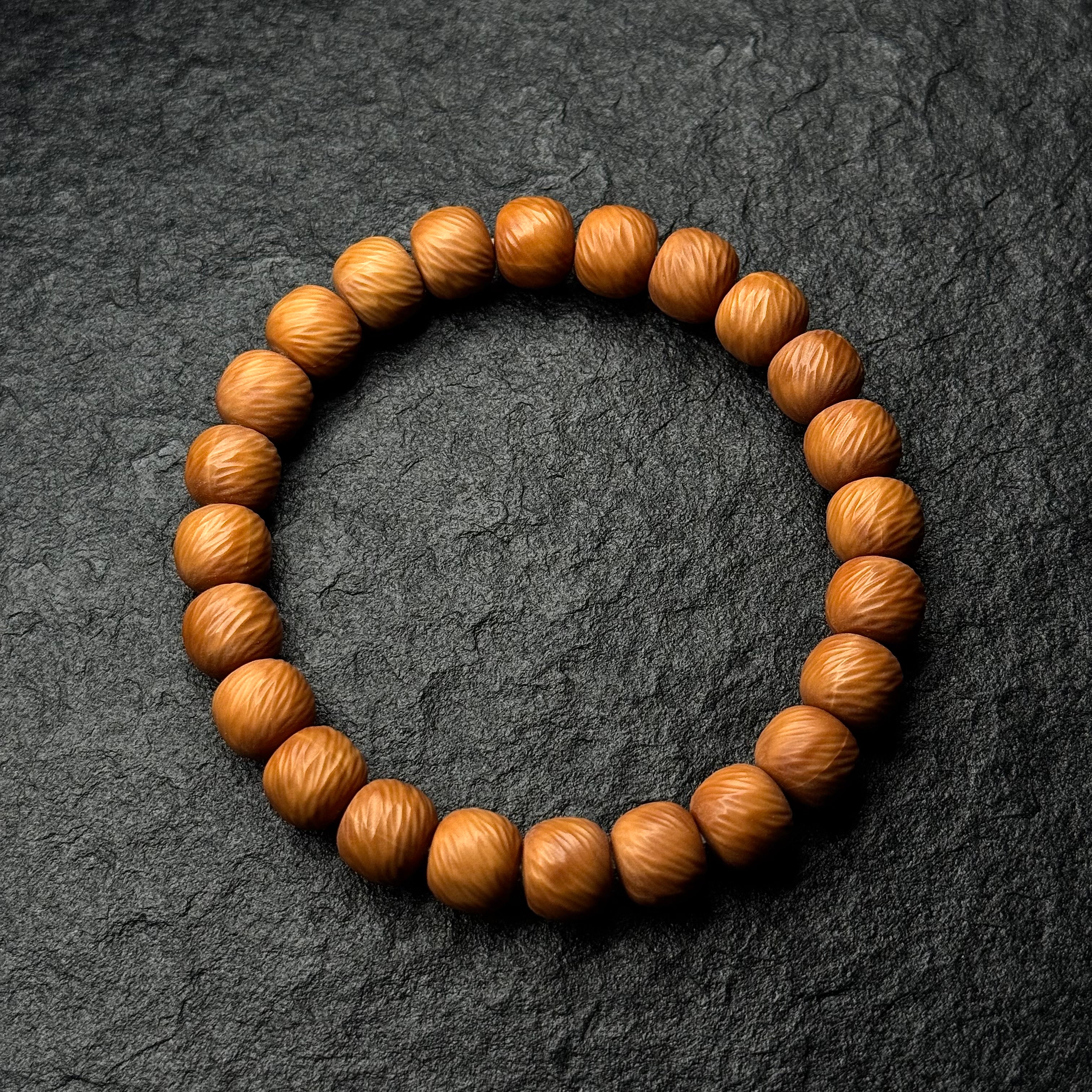 Light Cloud Pattern Monkey Head Walnut Bracelet